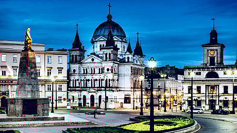 El programa de intercambio académico se realiza en el marco de la Cooperación Bilateral Polonia-México para el año académico 2020-2021 (Foto Twitter @LifesSunday)