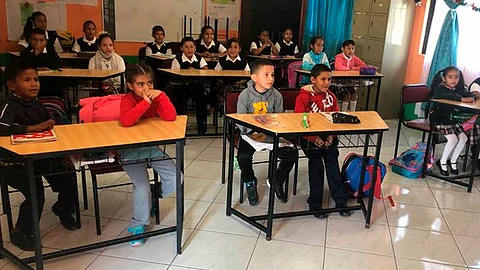 El organismo advirtió que ninguna institución educativa del sector público puede condicionar el ingreso de los alumnos a las escuelas por ningún tipo de cuota escolar (Foto Facebook: SEE de Michoacán)