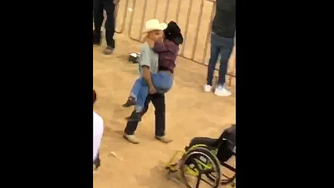 (Foto: captura/FB Bailes y Jaripeos En Michoacán)