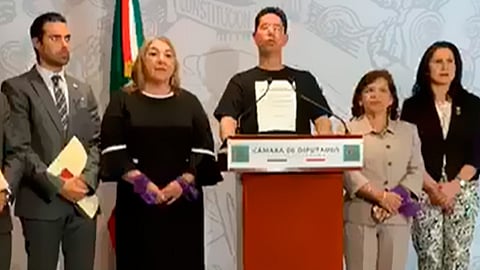 El diputado del PES agradeció la solidaridad de los diputados para que la iniciativa marchara a favor de combatir los feminicidios, la violencia y el abuso de menores (Foto: Iván Pérez Negrón Ruiz)