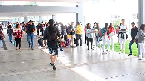 Se ofrecen pláticas, cursos o diplomados para dar a conocer los derechos y fomentar el respeto de los mismos (Foto: FB/Universidad Michoacana de San Nicolás de Hidalgo)