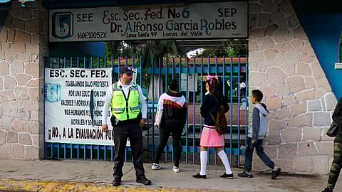 Esta medida se aplica cada año solo para el turno matutino en las escuelas públicas y privadas (Foto: Cortesía)