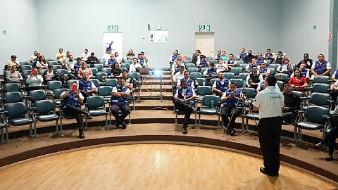 Son 90 paramédicos los que recibirán conocimientos sobre el manejo de vías respiratorias de pacientes con Covid-19 (Foto: Cortesía)