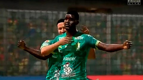 El club León ha ganado sus cuatro encuentros (Foto: fotograma YouTube/Azteca Deportes)
