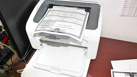 El documento impreso en papel bond, descargado de internet no tiene fecha de caducidad, solo fecha de expedición (Foto Cortesía)