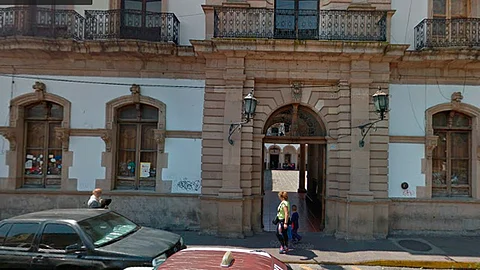 El Registro Civil se mantiene la atención de todos los servicios pero solo en casos urgentes (Foto: Google Maps)
