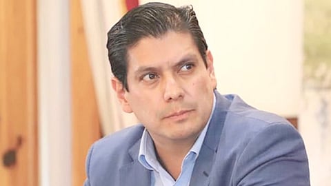 Recordó que las compras de pánico, venta de supuestas vacunas o pruebas del Coronavirus que derivaron de información no oficial o errónea (Foto facebook Ernesto Núñez Aguilar)