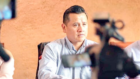 De acuerdo a Torres Piña, generar redes de consumo local de productos y servicios, entre familias y comunidades puede ser un buen comienzo (Foto Cortesía)