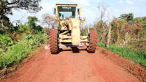 La Sedrua sigue trabajando intensamente en conjunto con los municipios, para rehabilitar caminos en más de 80 municipios (Foto Cortesía)