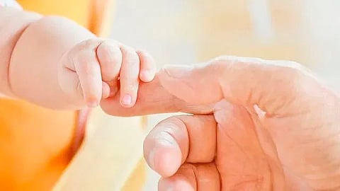 Los padres de los trillizos habían dado positivo a Covid-19 (Foto ilustrativa: Pixabay)