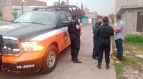 La Seimujer puso a disposición el número de WhatsApp 44-3582-2082 y el correo electrónico seimujeratencion@gmail.com para atención a mujeres (Foto: Silvano Aureoles Conejo)