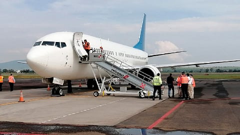 Atendió la SSM salud de los connacionales repatriados con filtro en aeropuerto de Morelia (Foto: Cortesía)