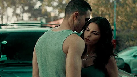 En la serie, Maite Perroni encarna a Alma, una mujer que tiene una aventura con Darío, personaje de Alejandro Speitzer (Foto Instagram: @maitepb)