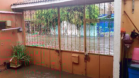 La lluvia habría causado afectaciones al interior de algunas casas (Foto: cortesía)