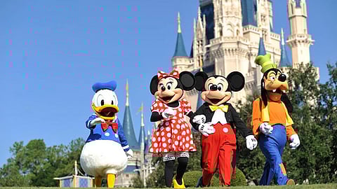 El gobernador de Florida, Ron DeSantis, defendió la reapertura de los parques temáticos (Foto Facebook:
Walt Disney World)