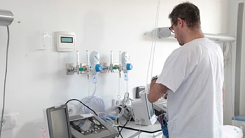 El hombre afirmó que había recibido amenazas por parte de uno de los vecinos (Foto ilustrativa: redaccionmedica.com)