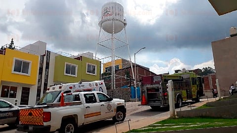 El trabajador daba mantenimiento a un contenedor de agua (Foto: RED-113)