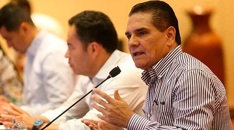 El gobernador dijo que se requiere dicho acuerdo debido a la crisis sanitaria que ha acentuado las desigualdades en México (Foto Facebook: Silvano Aureoles Conejo)