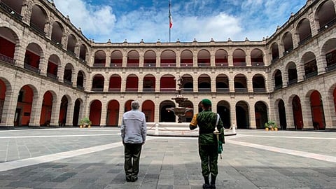 El homenaje se dio en el patio central de Palacio Central (Foto: Cortesía)