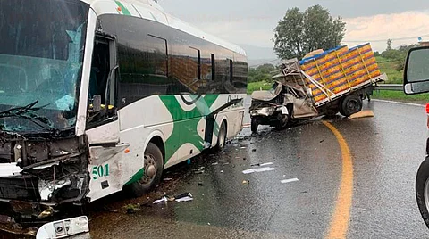 En la carretera Zacapu-Carapan, a la altura del entronque a Purépero (Foto: RED 113)