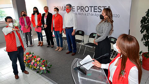 Eligio González y Marisol Aguilar, líderes de la CNOP y el ONMPRI, en Michoacán