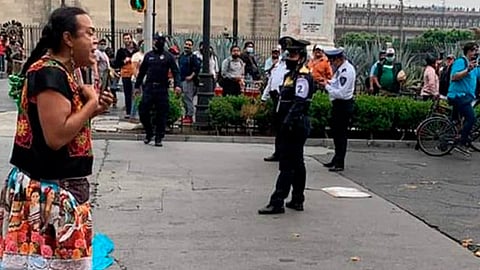 “¡Estoy tratando de sobrevivir!”, grito la comerciante (Foto: @BicisRobadasMX )