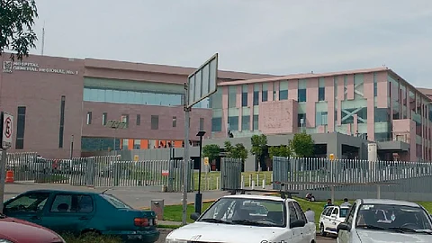 Las consultas para especialidades en el Hospital Regional del IMSS Charo, las pueden programar desde su unidad médica (Foto: Google Maps)