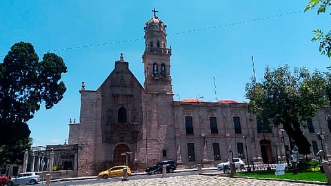 Habrá una prohibición de colocar puestos alrededor de la iglesia durante las fiestas patronales (Foto: cortesía)