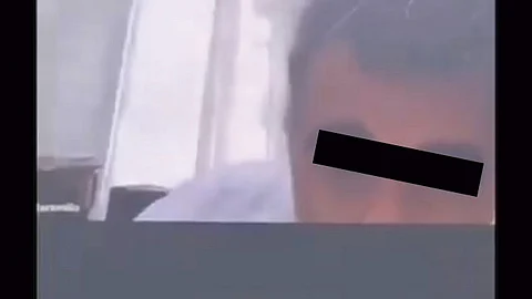 Alumnos de la Facultad aseguran que el profesor tiene problemas motrices (Foto: captura TW/ @ElCensorOficial)