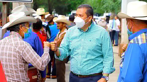La comida proviene de las donaciones de decenas de personas (Foto: cortesía)