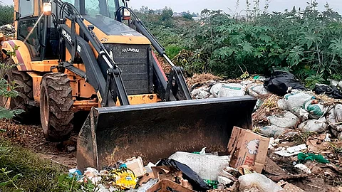 Se estima que serán más de 40 las toneladas de desperdicios retirados de esos predios situados al noreste de Morelia (Foto Cortesía)