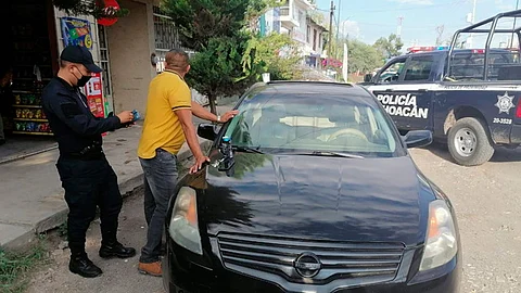 El presunto infractor dijo llamarse Javier R., de 37 años de edad (Foto: RED-113)