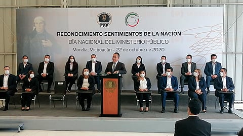 El fiscal dijo que es necesario alejar las malas prácticas, combatir la corrupción y reconocer a quienes hacen bien su trabajo (Foto: Aned Ayala)
