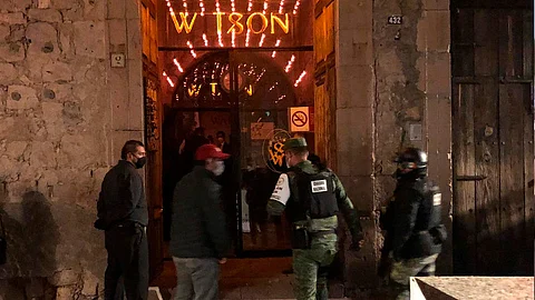 Vigila Gobierno de Morelia con operativo cumplimiento de medidas sanitarias en bares y centros nocturnos (Foto: Cortesía)