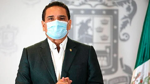 El mandatario estatal mencionó que incluso los que mantienen los bloqueos no son grupos reconocidos por la CNTE (Foto Facebook: Silvano Aureoles Conejo)