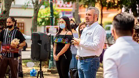 El diputado de Morena convocó a los jóvenes a trabajar juntos para realizar en espacios de economía solidaria (Foto: cortesía)