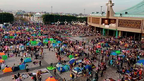 Anualmente millones de personas visitan la Basílica en un solo día (Foto: @ArquidiocesisMx)