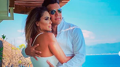 Primeras palabras y foto de Ninel Conde luego de quedarse sin boda