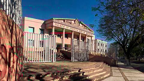 El motivo fue por la falta del pago oportuno del salario correspondiente a la segunda quincena del mes de septiembre (Foto Archivo)