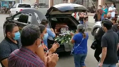 Dan último adiós al expresidente de Apatzingán, César Chávez