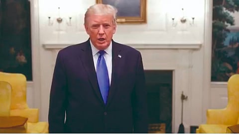 El mensaje lo dio antes de ser trasladado al Centro Médico Militar (Foto: captura TW / @realDonaldTrump)