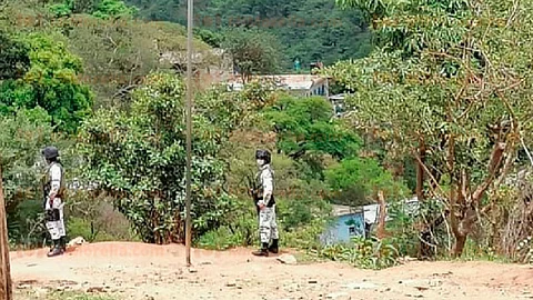 La situación generó un intenso despliegue policiaco en la zona, se sumó la Guardia Nacional y el Ejército (Foto: RED-113)