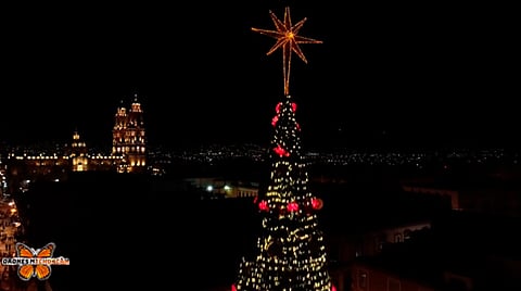 Con medidas sanitarias, pino navideño y nacimiento en Morelia