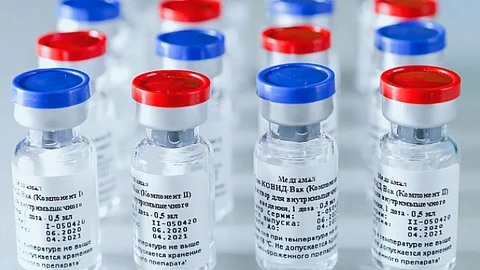 Los ensayos clínicos de fase III están aprobados y están en curso en Bielorrusia, los Emiratos Árabes Unidos, Venezuela y otros países, así como la fase II-III en la India (Foto: sputnikvaccine.com)