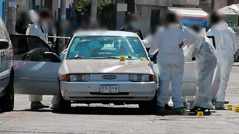 Los homicidas huyeron a bordo de un vehículo gris (Foto: RED 113)