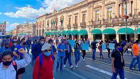 Se desconoce el tiempo que este bloqueo dure en el centro de la capital (Foto: Cynthia Arroyo)
