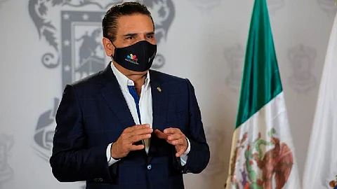 El gobernador pretende terminar el año “en las mejores condiciones” económicas y sociales (Foto Twitter: Silvano Aureoles)