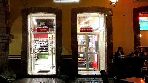 La restricción sería hasta que la pandemia ceda (Foto: Marco Santoyo)