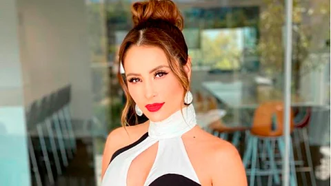 Cynthia Rodríguez eleva la temperatura con este look