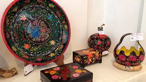 Estos 15 concursos artesanales representan un recurso de aproximadamente 3 millones de pesos (Foto FB: Instituto del Artesano Michoacano)